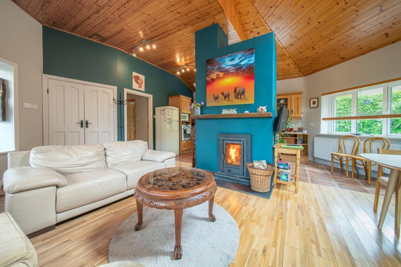 Appartamento The Old Rectory Donard Dun Ard Esterno foto