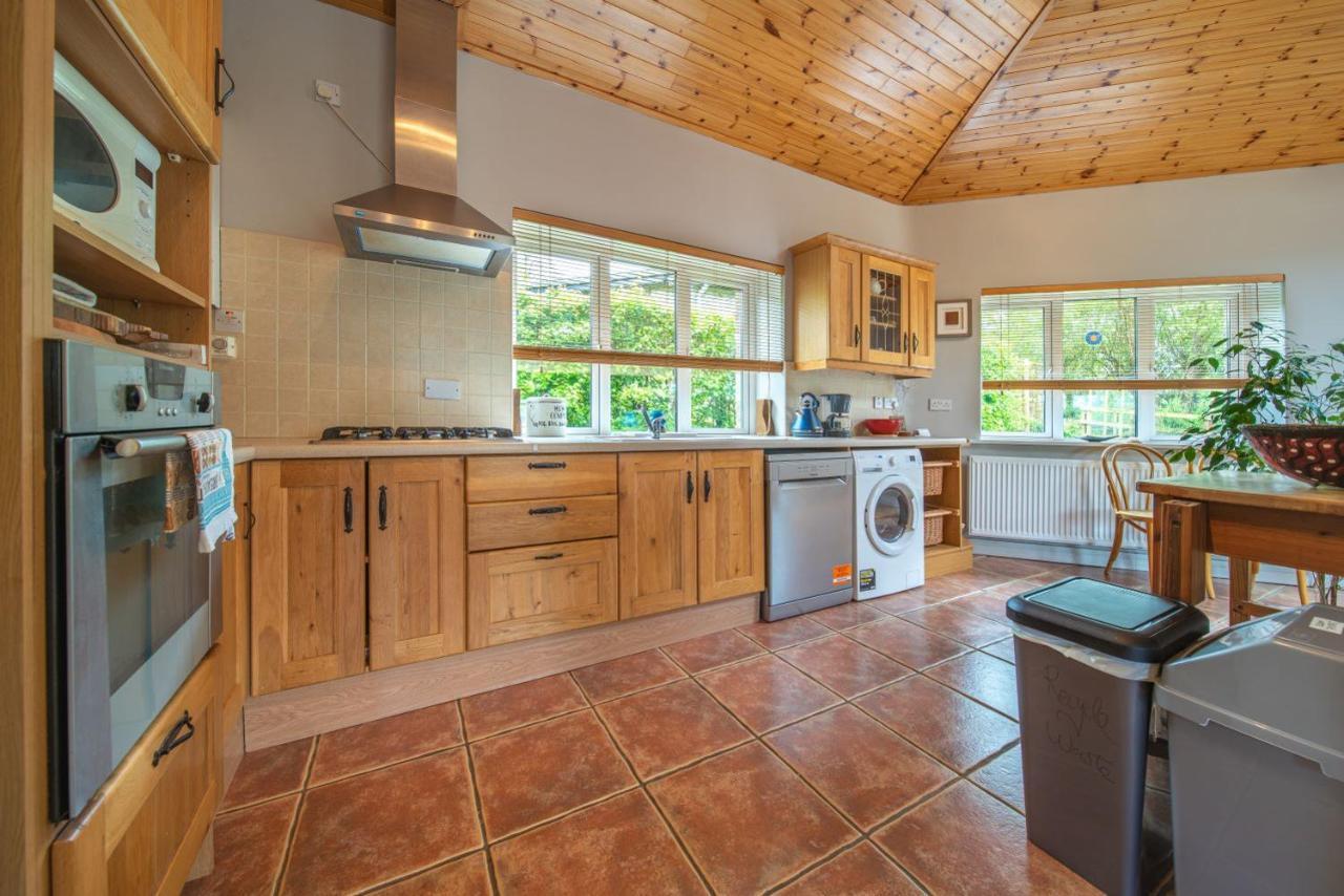 Appartamento The Old Rectory Donard Dun Ard Esterno foto